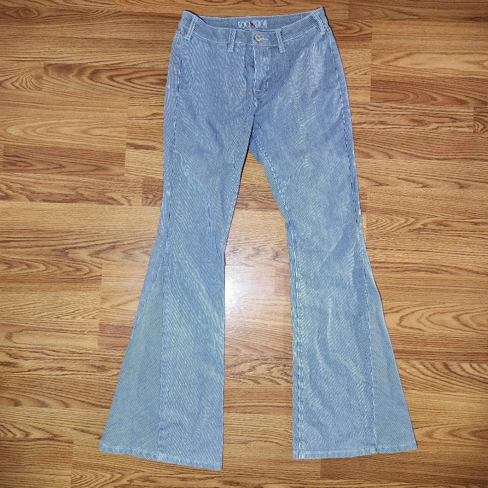 Rock N Roll Cowgirl High Rise Flare Striped Jeans 27x34